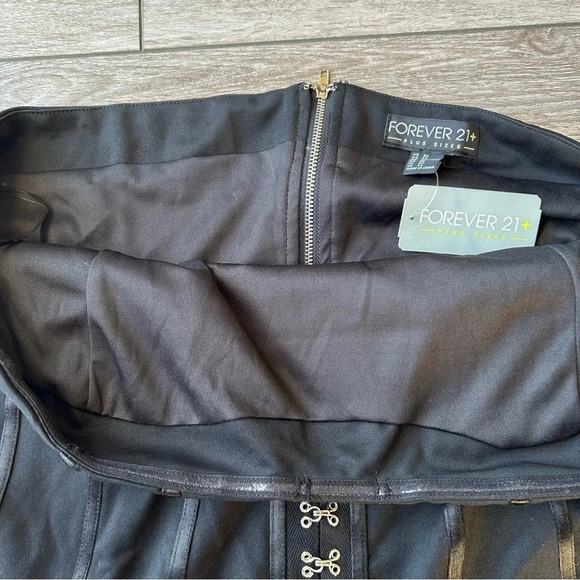 NWT Forever 21 Plus Strapless Corset Bodycon Dress - Picture 5 of 13